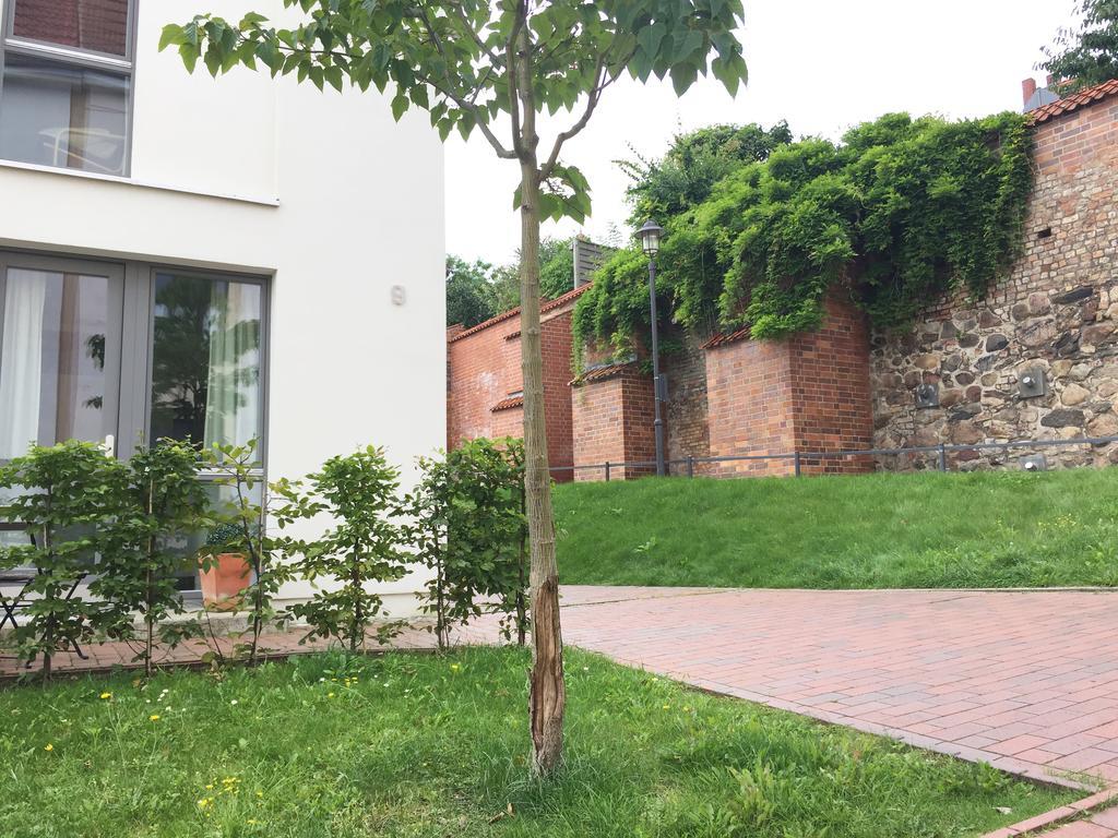 Ferienwohnung An Der Historischen Stadtmauer รอสต็อค ภายนอก รูปภาพ