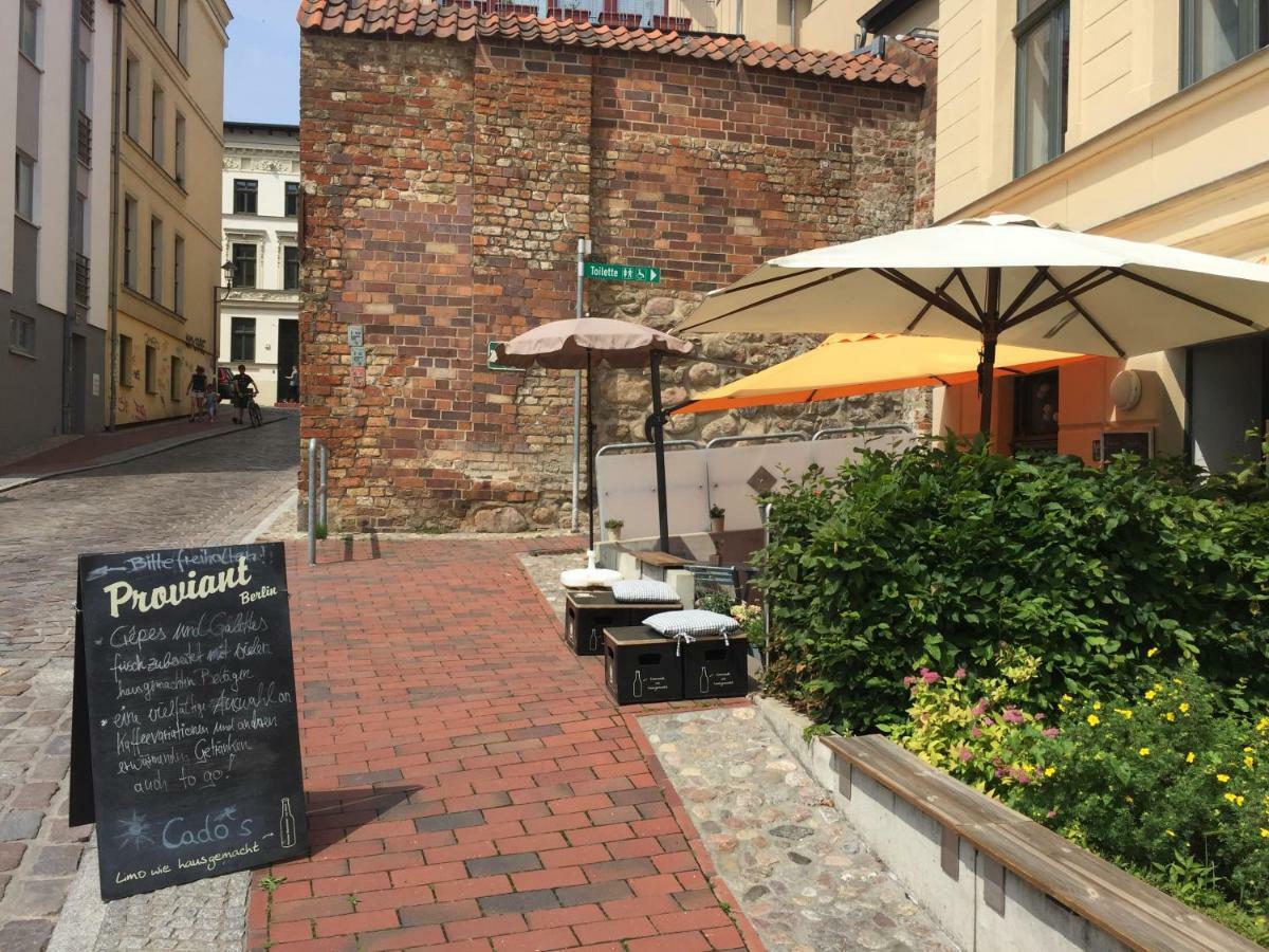 Ferienwohnung An Der Historischen Stadtmauer รอสต็อค ภายนอก รูปภาพ